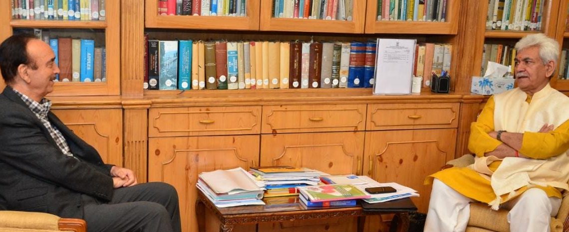 Ghulam Nabi Azad calls on Lt Governor