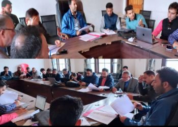 ACP Kupwara reviews different sanitation and development schemes 