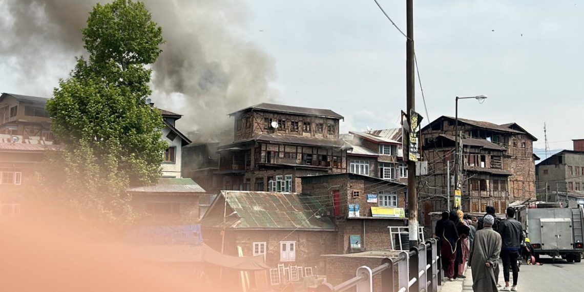 Woman Killed In LPG Cylinder Blast, 3-Storey House Gutted In Ali Kadal Srinagar