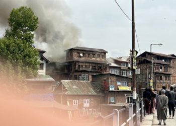 Woman Killed In LPG Cylinder Blast, 3-Storey House Gutted In Ali Kadal Srinagar