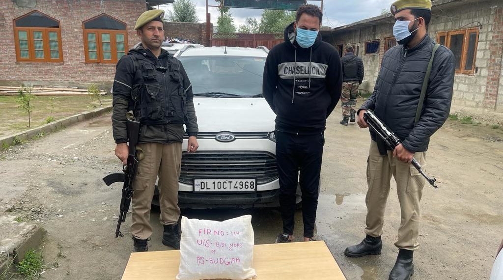 Notorious drug peddler arrested in Budgam;Psychotropic substance recovered, vehicle seized