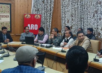DIV COMMISSIONER CHAIRS MEETING ON INDIAN ARMY  RECRUITMENT IN SRINAGAR   
