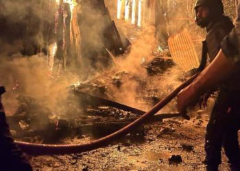 Indian Army’s timely response in fire-fighting operation, saves lives & property in Kanipura, Kalaroos, Kupwara