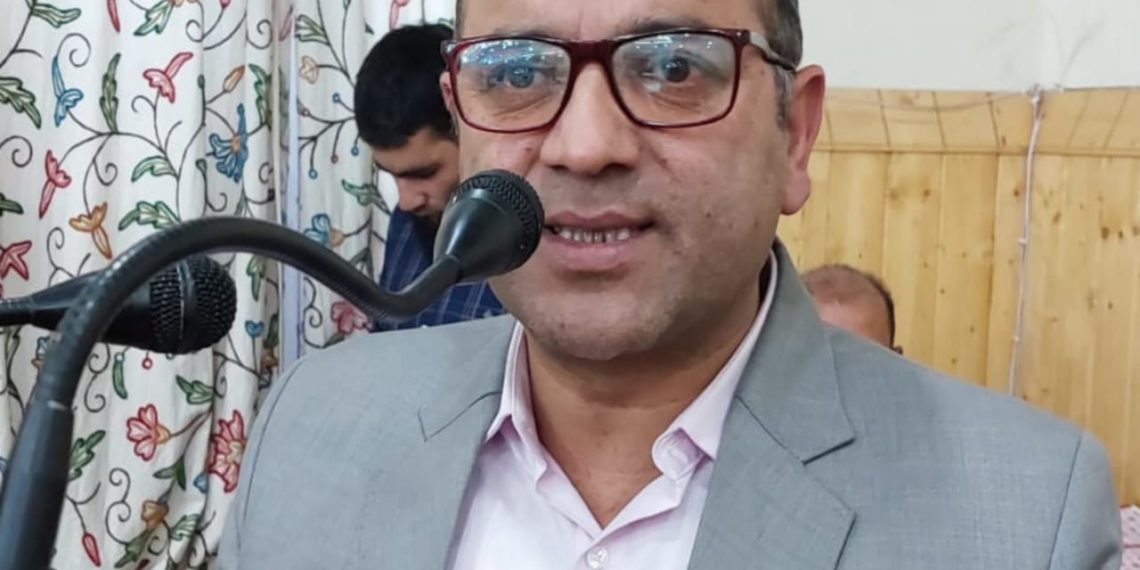 CEO LBDDA reviews preparations for tourism activities in Bangus, other tourist destinations of Kupwara district