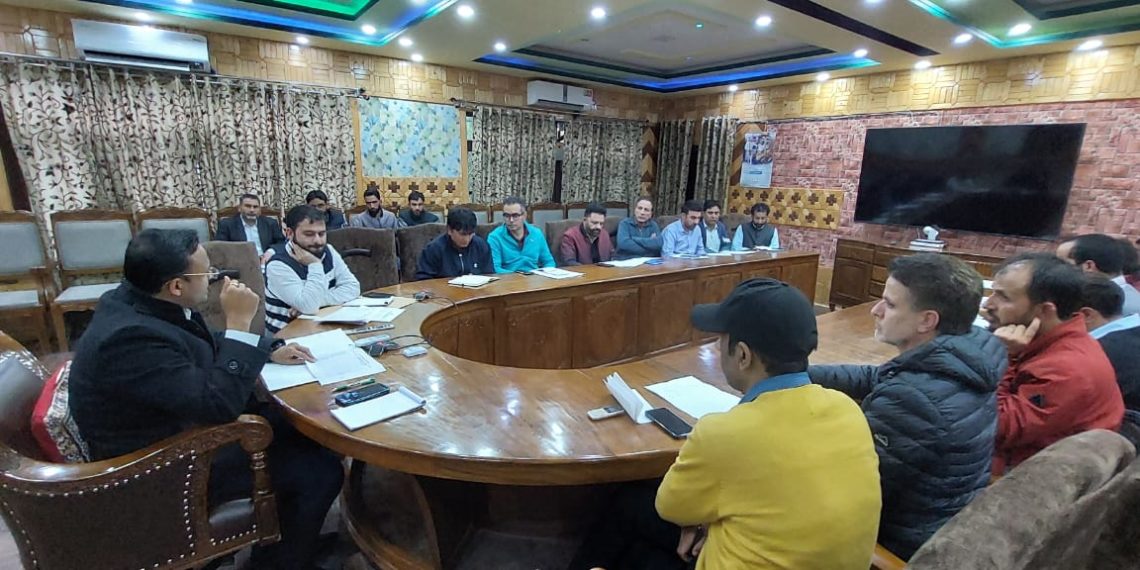 DC Kupwara reviews progress of digitalisation of Cadastral Maps 