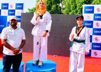 Karnah girl bags gold medal in  National Taekwondo championship in Delhi