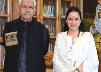 Founder Rouble Nagi Art Foundation calls on Lt Governor    