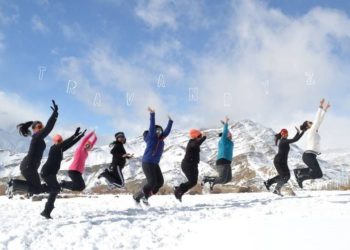 J&K Blossoms: Le Figaro Chronicles the Enchanting Transformation of Kashmir