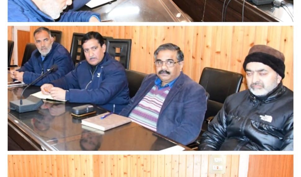 DC Ganderbal reviews successful implementation of PM Vishwakarma Scheme