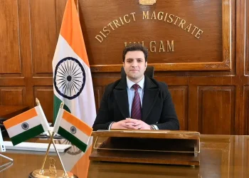 Athar Aamir Khan, assumes charge of DC Kulgam