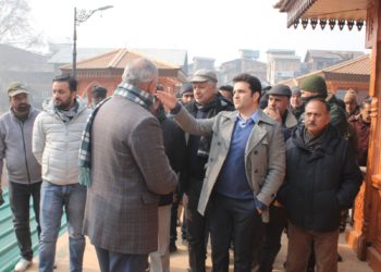CEO SSCL/Commissioner SMC Assess Progress of Smart City Projects in Downtown