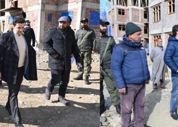 DC Kulgam takes stock of Transit Accommodation works for KP Employees at Chowgam, Devsar