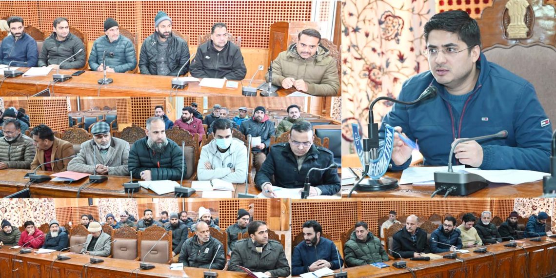 DC Shopian chairs Republic Day meeting; fixes department wise responsibilities for impactful celebrations