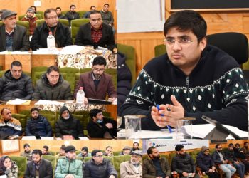 DDC Shopian chairs DLRC meeting, emphasises on saturation of beneficiary oriented schemes