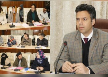 DC Srinagar reviews implementation of Social Welfare schemes