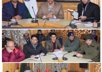 Div Com reviews arrangements for celebration of Shri Guru Gobindji’s birthday