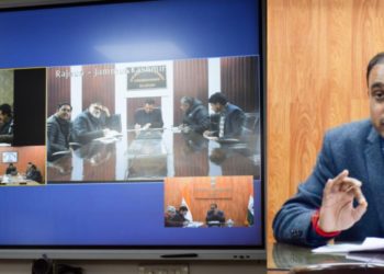 Div Com reviews status of Bunker construction across Border Districts of Jammu Division