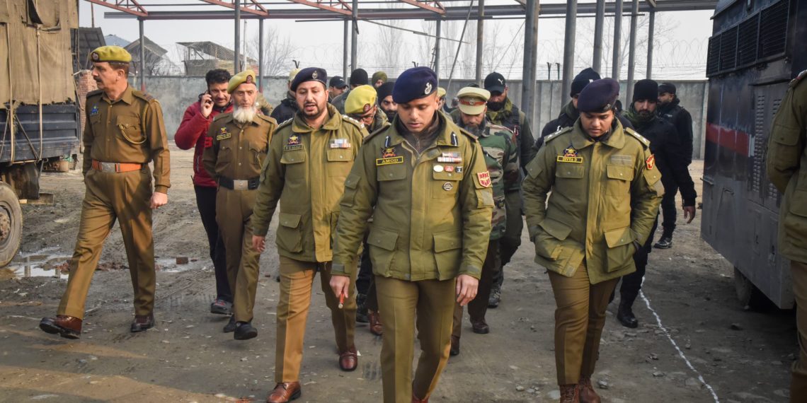 SSP Baramulla Sh Amod Ashok Nagpure-IPS conducted inspection of Monday Parade and took stock of functioning of units at DPL Baramulla