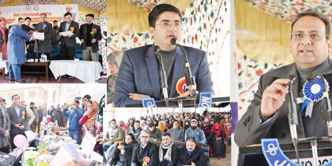 Saurabh Bhagat visits ITI Shopian, Interacts with trainees, chairs awareness camp