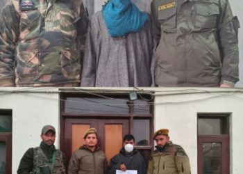 Police arrests 2 drug peddlers in Baramulla; Contraband substances recovered