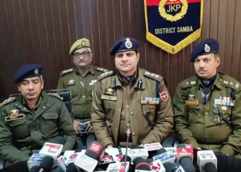 SAMBA POLICE SOLVED AKSHAY MURDER CASE OF GUDWAL RAMGARH, ARRESTED 4 ACCUSED, SEIZED WEAPONS OF OFFENCE & VEHICLE USED