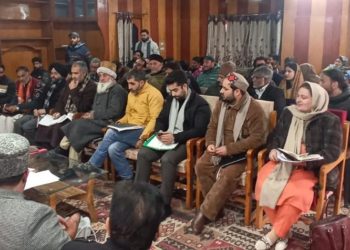 Ashok Koul Reviews Preparations for Upcoming Parliamentary Elections at a key meet in Srinagar