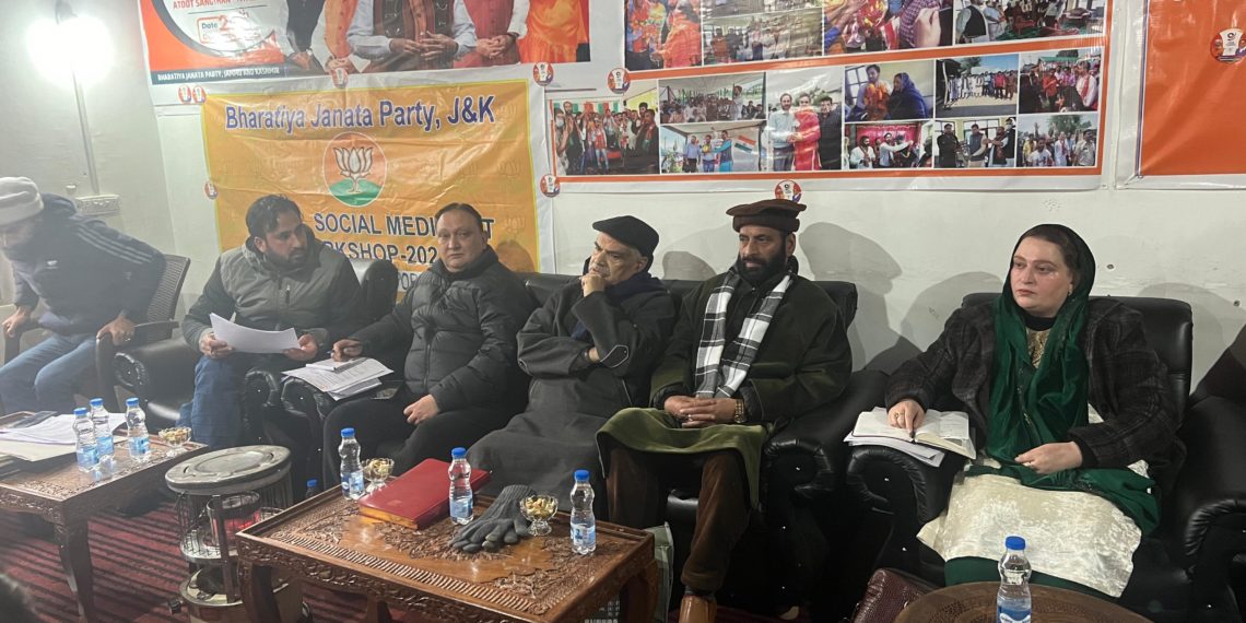 BJP General Secretary Ashok Koul Orchestrates Strategic Meetings in Bandipora Ahead of Parliamentary Elections