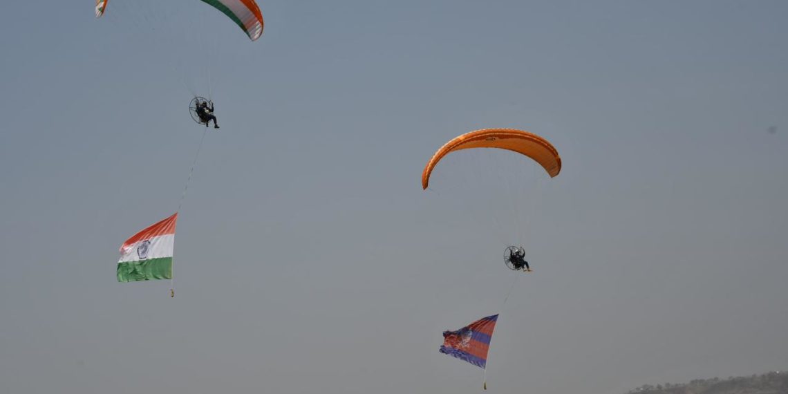 Dighi Witnesses Magnificent Paradrop Display by the Bombay Sappers Commemorating 100 years of the Iconic War Memorial of the Bombay Sappers Group