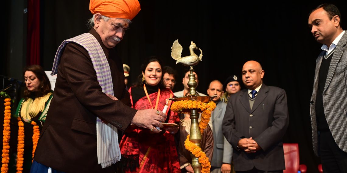 Lt Governor attends Abhinandan Samaroh organised by All Minority Employees Association of Kashmir