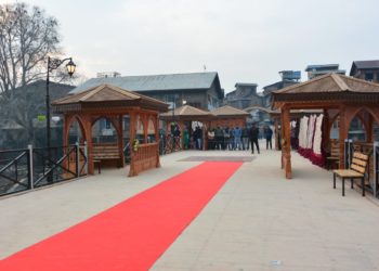 Lt Governor inaugurates revamped Old Habba Kadal Bridge on river Jhelum in Shehr-e-Khaas