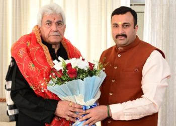 President Shri Kailakh Jyotish & Vedic Sansthan Trust call on Lt Governor