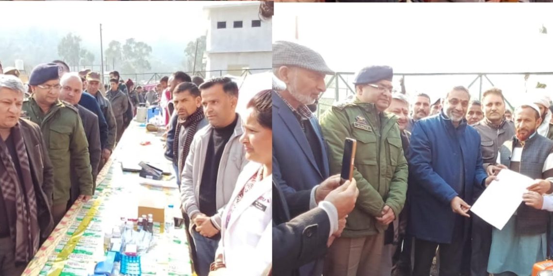 Shaleen Kabra chairs public darbar at far off Sungri village