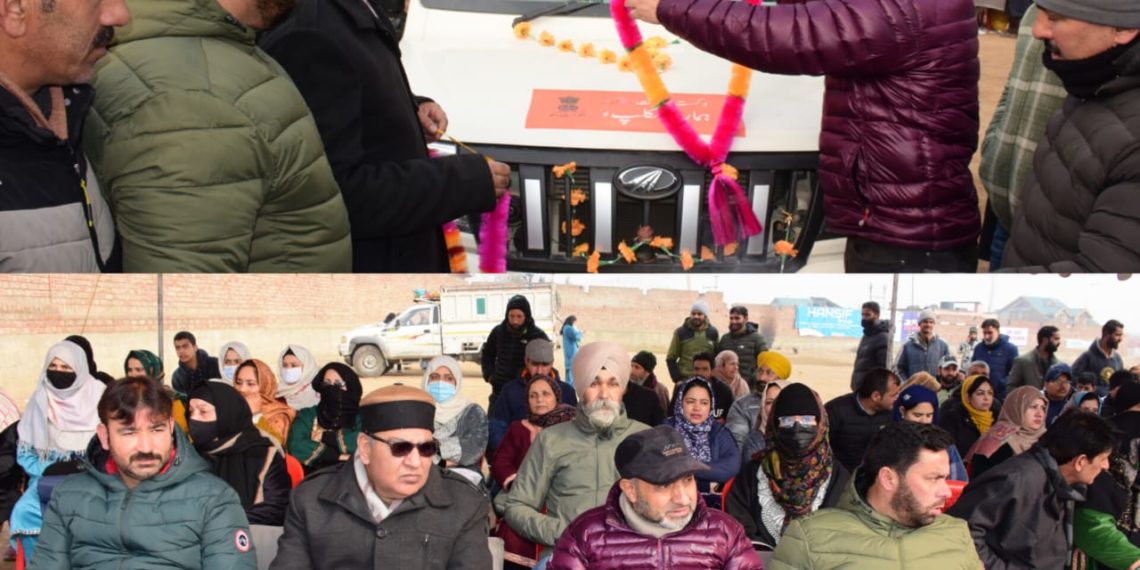 SMC conducts range of activities under VBSY at Zainakote, Srinagar