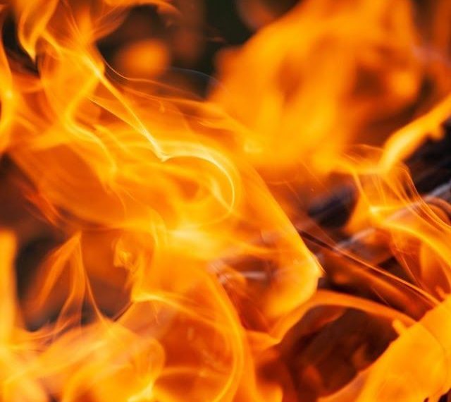 Major Fire Breaks Out In Hotel At Gulmarg
