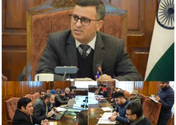 DC Bandipora reviews targets and achievements under Jal Jeevan Mission