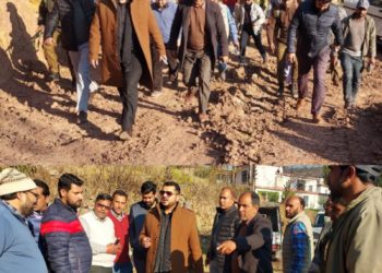 DC Resolves Long-standing PMGSY Road dispute  at Village Parat in  Tehsil Mendhar