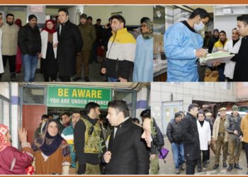 DC Srinagar visits Lal Ded Hospital and JVC SKIMS Bemina; takes stock of the patient care facilities post snowfall