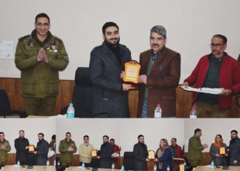 District Administration Budgam accords warm farewell to outgoing ADDC, DFO, AC(D), SDM, Tehsildars & BDOs