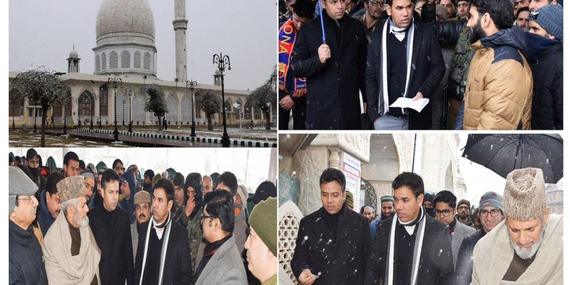 Div Com Kashmir takes stock of arrangements for Shab-e-Meraj at Hazratbal Shrine
