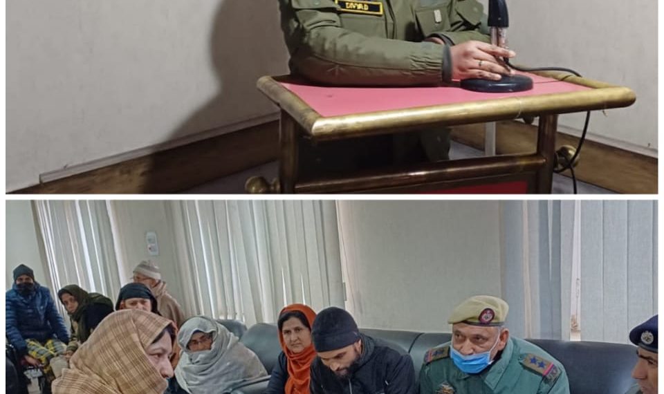 Police held meeting with families of Police Martyrs in Sopore