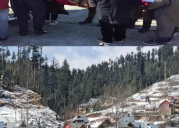 District admin Kupwara  arranges air sorties for Karnah, as many as 22 persons airlifted