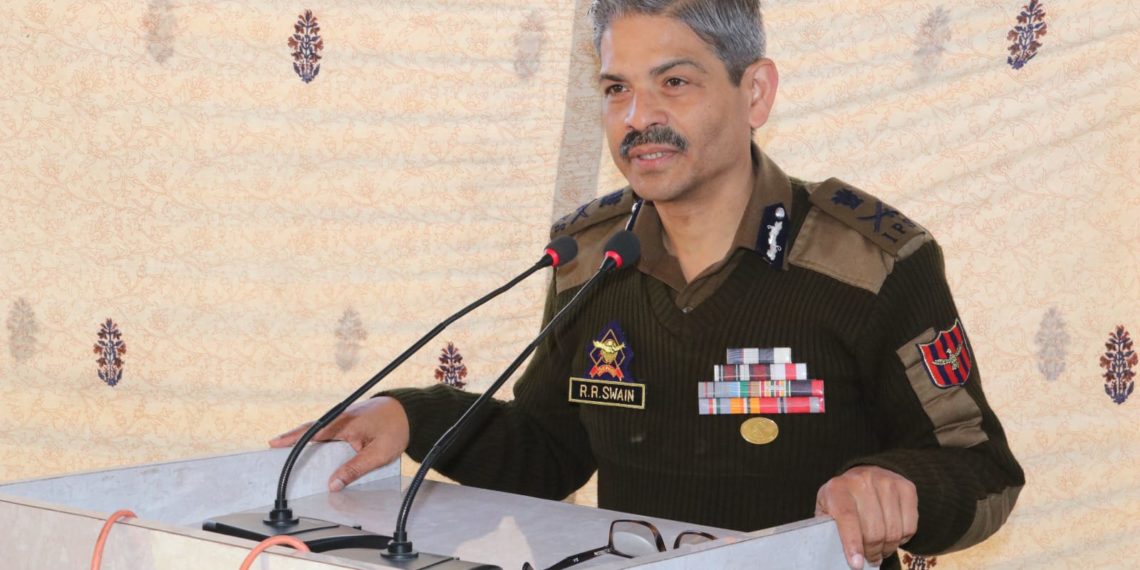 J&K Police bids farewell to Lieutenant General Upendra Dwivedi, GOC-in-C, Northern Command.Synergy between the J&K Police and the army has been unparalleled: Lt. General Dwivedi
