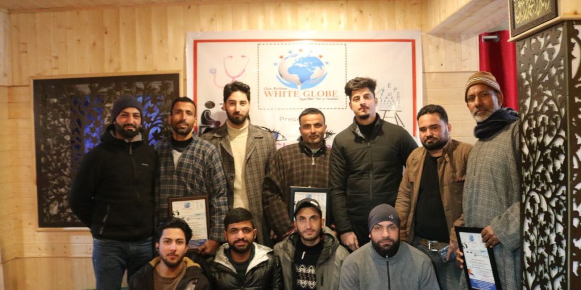 ASG Hospital Qamerwari, Srinagar, Hosts Successful Free Eye Checkup Camp in Collaboration with Social Activist Adv. Syed Junaid sadaat White Globe