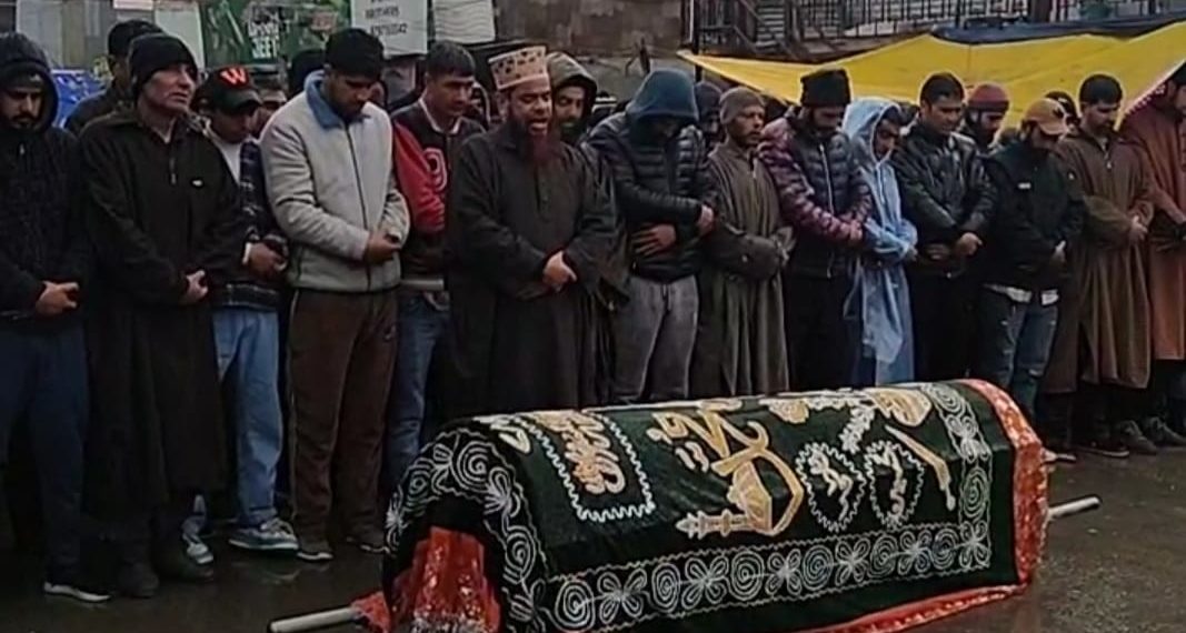 Woman found dead at in-laws home in Srinagar, family alleges murder