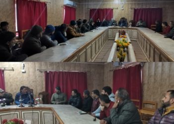 SDM Karnah Zaffar Ahmad Lone Conducts Introductory Meeting with Officers of Karnah After Joining