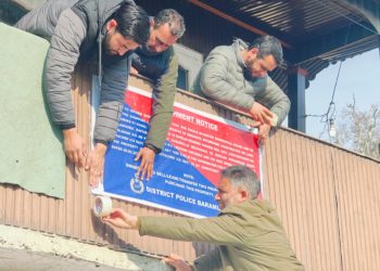 Police attaches illegal properties worth Rs.60 Lacs, of notorious drug peddlers in Baramulla