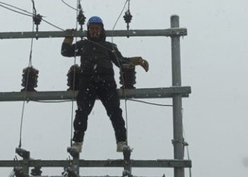 KPDCL geared up amidst heavy snowfall