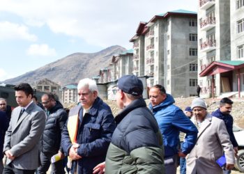 Lt Governor conducts on-site inspection and reviews ongoing construction work of Transit Accommodation at Zewan