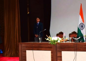 Lt Governor interacts with 160-member delegation of Pahari Community from Kashmir Division at Srinagar