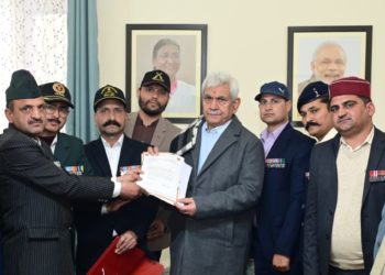 Delegation of Ex-Servicemen from Kishtwar calls on Lt Governor